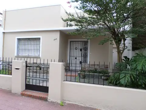 Lote 8,66x 19 Con Casa A 3 Cuadras Av Cabildo