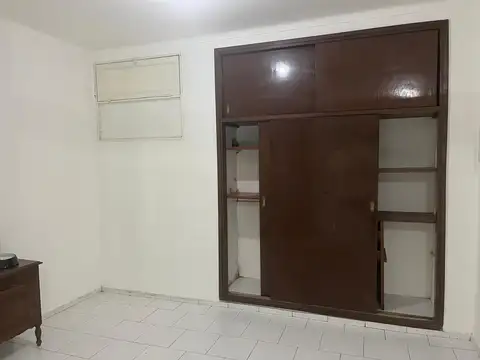 Departamento en Alquiler en Echesortu, $ 450.000