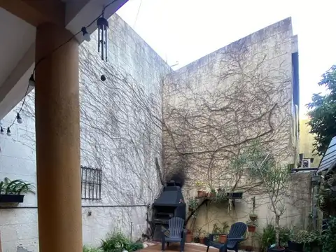 Depto Tipo Casa 2 ambientes con 1 baño