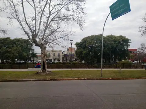 ALMIRANTE BROWN 300