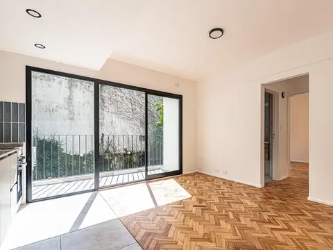 Departamento 2 Ambientes en Venta Refaccionado en Bajo Belgrano con Balcon Luminoso