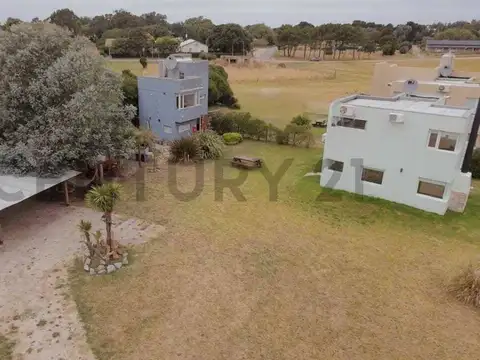 Venta Complejo de Cabañas en Playa Chapadmalal, a metros del mar