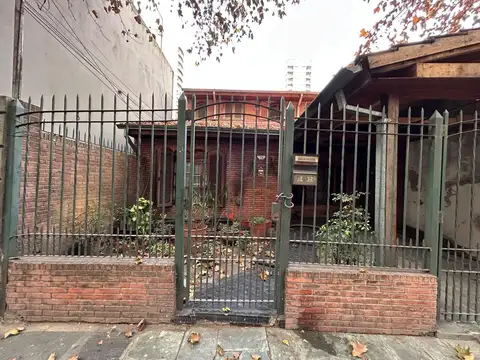 Depto Tipo Casa 4 ambientes con 2 baños
