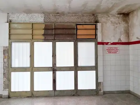 Local en Venta 61 años