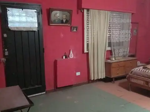 VENTA  CASA  3 AMB MORENO