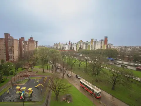 VENTA PERMUTA DEPARTAMENTO 3 AMBIENTES VISTA ABIERTA AL PARQUE APTO CREDITO PERMUTA