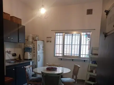 casa al frente de 3 amb con amplio patio