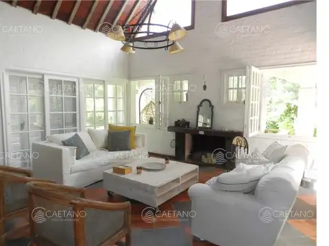 Casa en Alquiler Temporal en Pinares, USD 9.000
