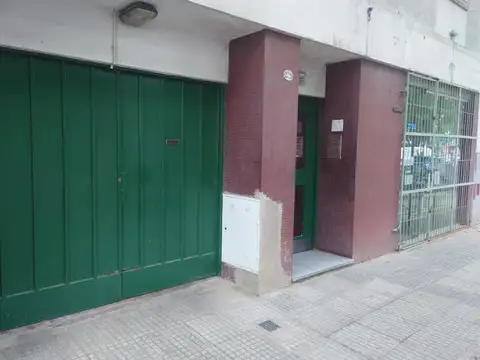 Departamento de 2 ambientes en alquiler NUÑEZ ubicado en 3er PISO POR ESCALERA
