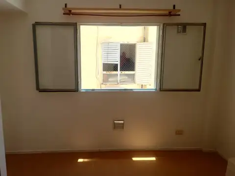 Departamento de 2 ambientes en alquiler NUÑEZ ubicado en 3er PISO POR ESCALERA