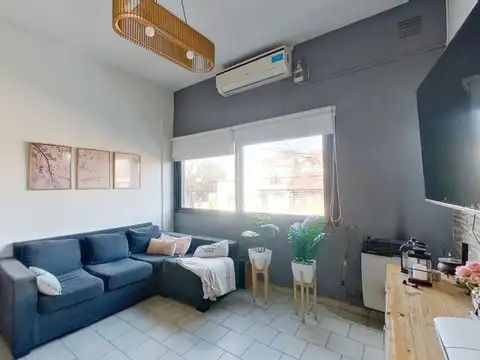 Depto Tipo Casa en Venta 50 años