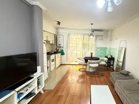 SEMIPISO 2 AMBIENTES AL FRENTE - MUY LUMINOSO