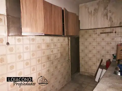 Casa 3 ambientes con 1 baño