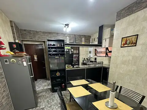 Departamento en Venta en Villa del Parque, USD 220.000