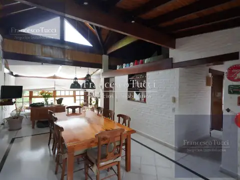 Casa en Venta al Oeste