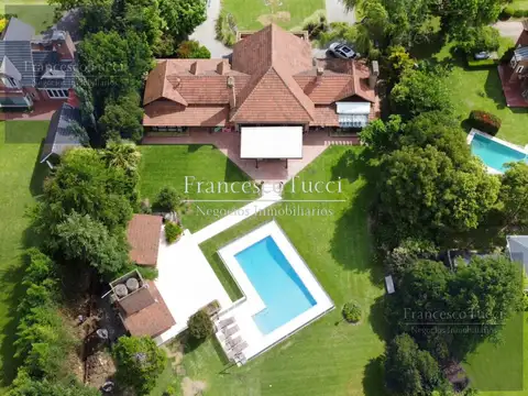 Casa en Venta de 4 dormitorios