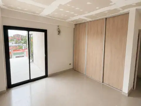 Departamento en Venta en Bernal Oeste, USD 115.000