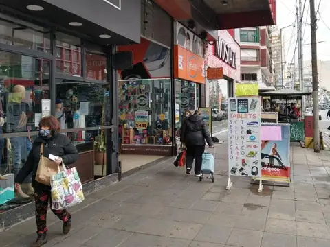 Local 12 de Galeria Acapulco en Avellaneda Centro