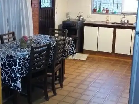 Casa en Venta en Quilmes Oeste, USD 95.000