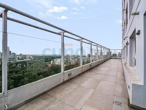 Departamento en Venta con 3 cocheras