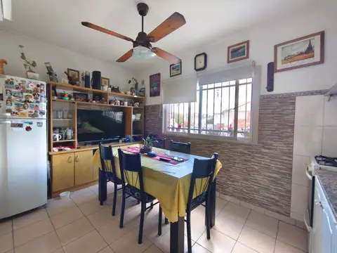 Depto Tipo Casa en Venta en Munro, USD 159.900