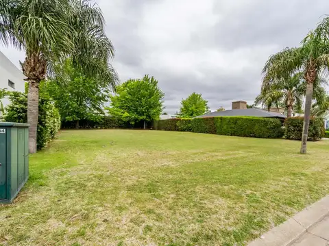 Terreno en Venta 20  mts Frente