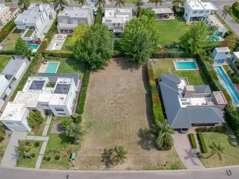 VENTA – Terreno de 950m2 - Cadaques Funes Hills, Funes