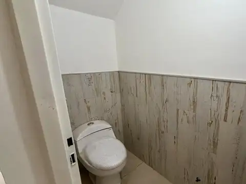 Local en Alquiler en Villa Gobernador Udaondo, USD 1.000