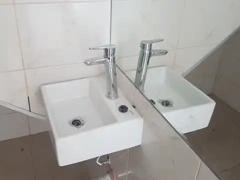 Del Rey Inmobiliaria: Alquila Oficina, Centro, 50 m², Estrenar