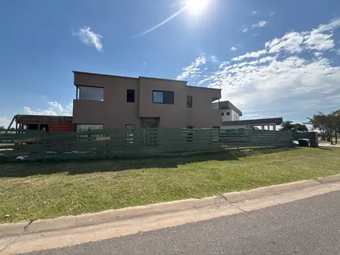 Casa en Venta en San Sebastian, USD 130.000