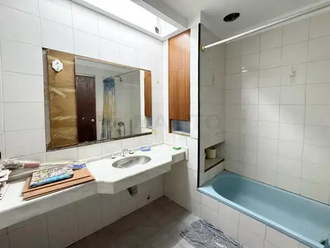Depto Tipo Casa en Venta 40 años