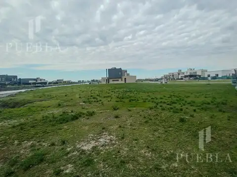 Terreno en Venta en Berazategui, USD 110.000