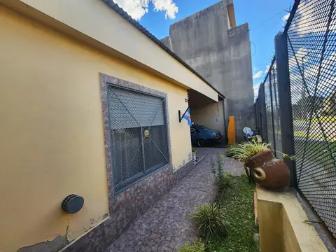 Casa en Venta en Bernal Oeste, USD 64.999