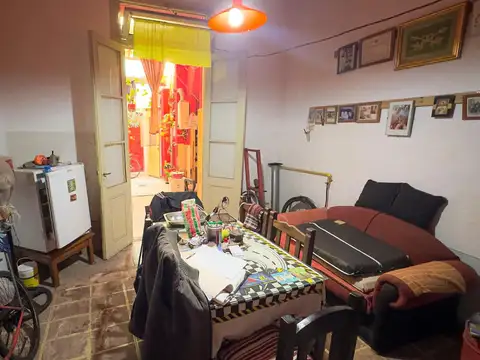 Depto Tipo Casa en Venta 80 años