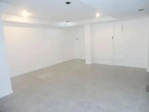 Local comercial en venta - 1 Oficina - Monserrat