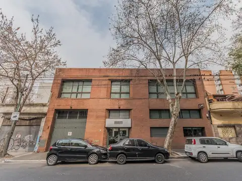 Sarmiento al 3500, entre Sanchez de Bustamante y Billinghurst