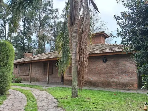 Sobre El Hornero, a metros de Saravi y ex ruta 8