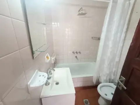 Oficina en Alquiler en Wilde, $ 600.000