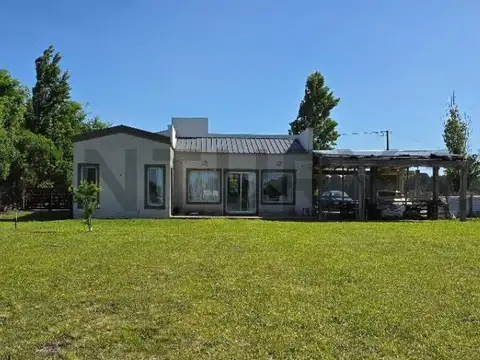 Casa 4 Ambientes en Santa Clara del Mar (Barrio Atlantida)