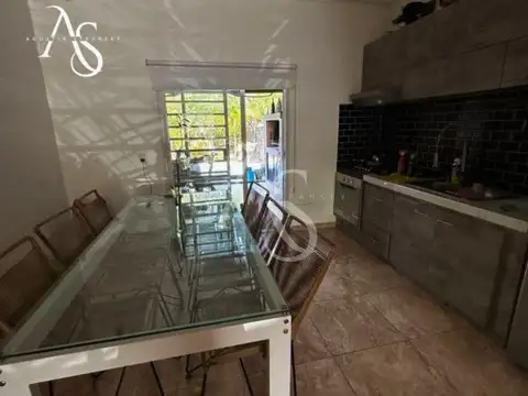 Depto Tipo Casa en Alquiler de 2 dormitorios