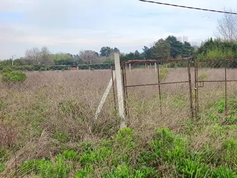 Excelente terreno en venta en Barrio Comarca del Sol