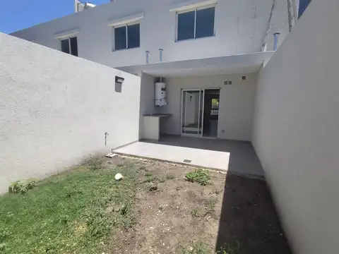 Depto Tipo Casa en Venta de 2 dormitorios