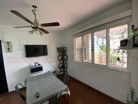 Casa 5 ambientes con 1 baño