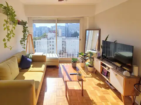 2 ambs. Vta. Belgrano. Balcón M. luminoso