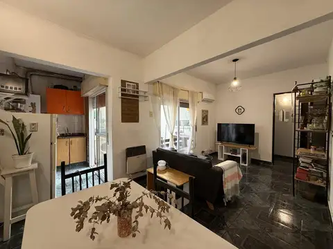 Depto Tipo Casa en Venta de 2 ambientes