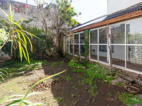 Casa 4 ambientes con 1 baño