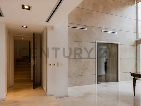 VENTA CASA "AYRES DE PILAR"