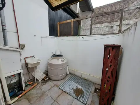 DEPARTAMENTO EN ALQUILER 3 AMBIENTES CON PATIO