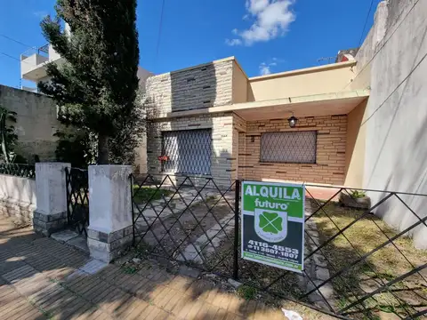 Casa con Garage y Jardin en Munro