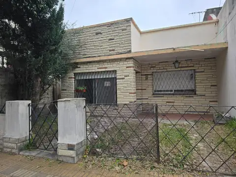 Casa en Alquiler en Munro, $ 1.800.000